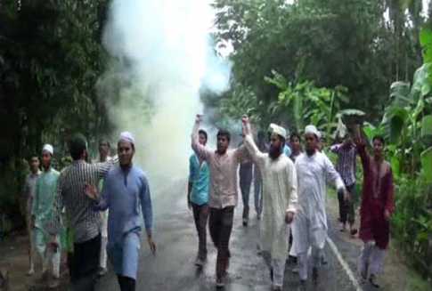 লক্ষ্মীপুরে হরতালে ককটেল বিস্ফোরণ